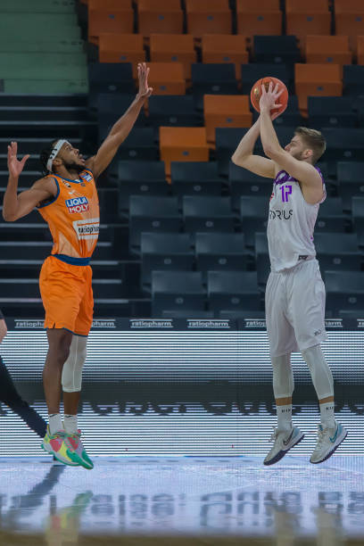 首局他以内 首局他以内