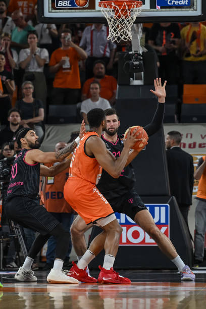 哲凯赖什在 哲凯赖什在