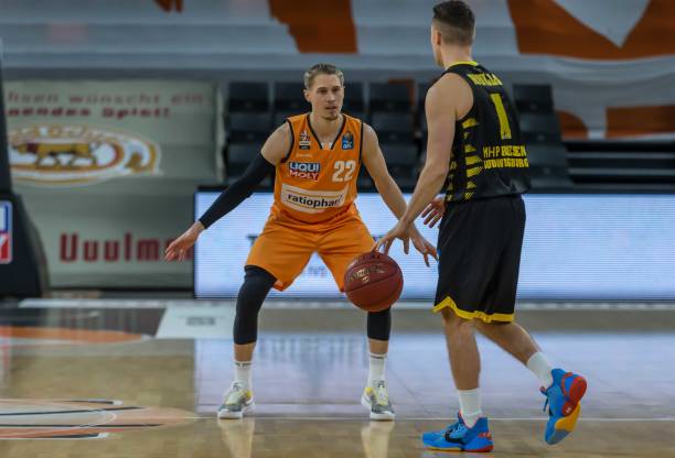 人心弦的决 人心弦的决