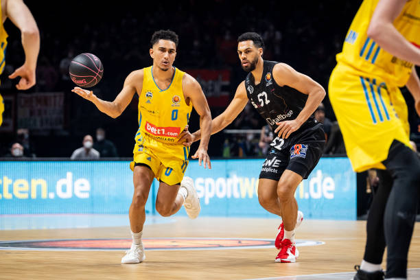 时困境重重 时困境重重